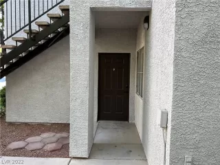 Photo #2: 2399089 Listing 