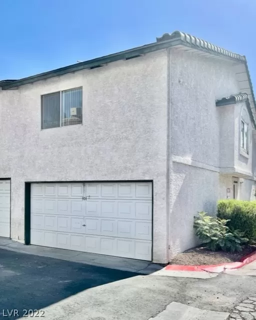 MLS: 2399091 Condo For Sale