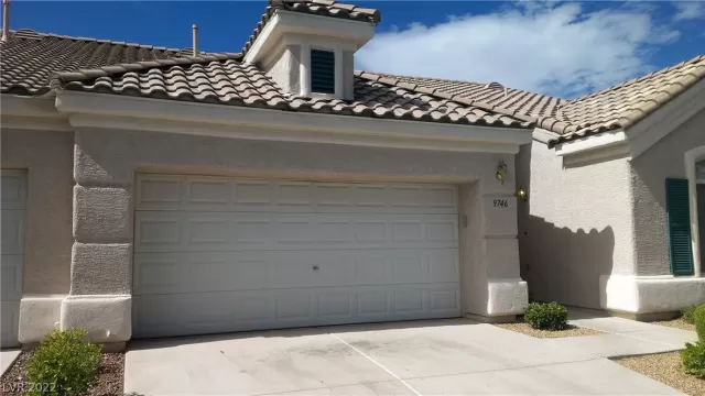 MLS: 2399114 Condo For Sale