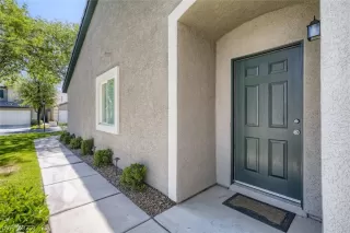 Photo #2: 2399124 Listing 