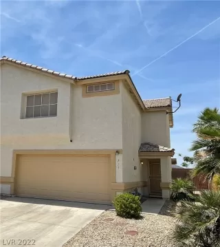 Photo #3: 2399179 Listing 