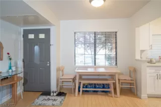 Photo #5: 2399222 Listing 