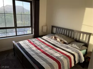 Photo #4: 2399321 Listing 