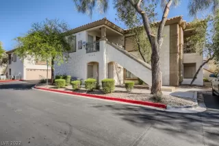 Photo #1: 2399338 Listing