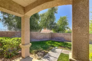 Photo #3: 2399347 Listing 