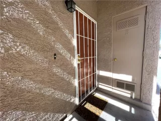 Photo #1: 2399424 Listing 