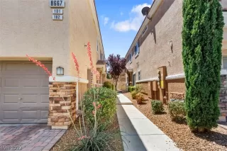 Photo #2: 2399447 Listing