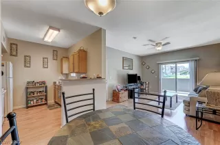 Photo #3: 2399466 Listing 