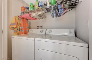 Photo #6: 2399466 Listing 