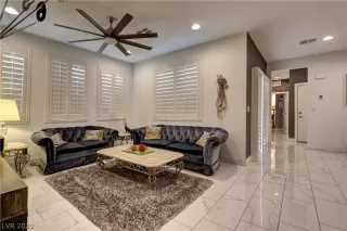 Photo #1: 2399571 Listing