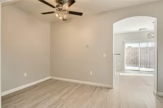 Photo #6: 2399575 Listing 