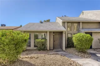 Photo #1: 2399576 Listing