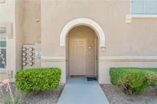 Photo #4: 2399577 Listing