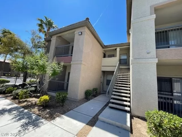 MLS: 2399588 Condo For Sale