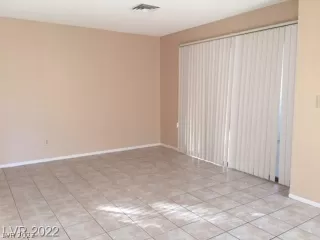 Photo #3: 2399591 Listing 