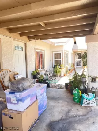 Photo #3: 2399646 Listing