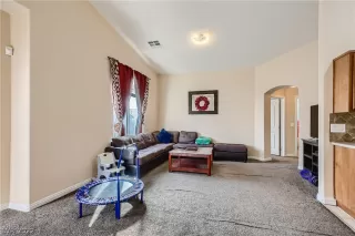 Photo #1: 2399671 Listing