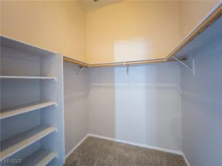 Photo #6: 2399708 Listing 