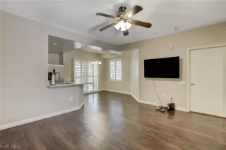 Photo #3: 2399761 Listing 