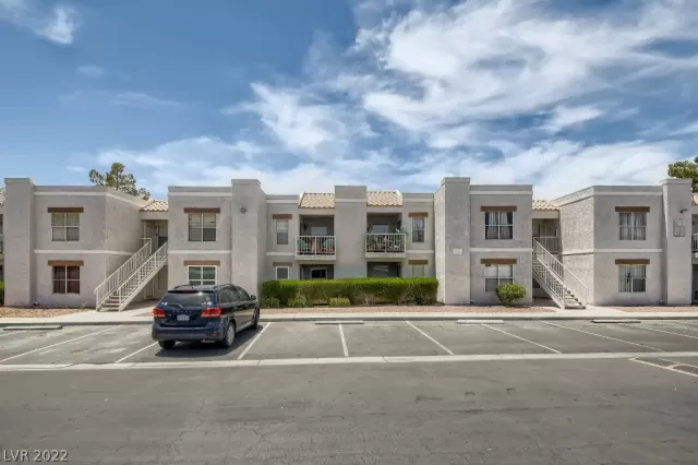 MLS: 2399845 Condo For Sale