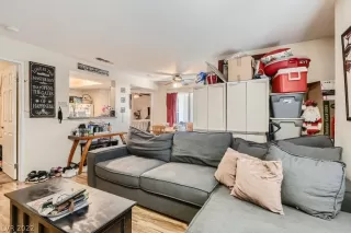 Photo #4: 2399845 Listing