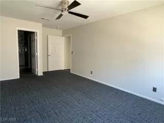 Photo #4: 2399848 Listing 