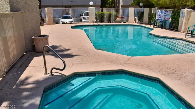 MLS: 2399894 Condo For Sale