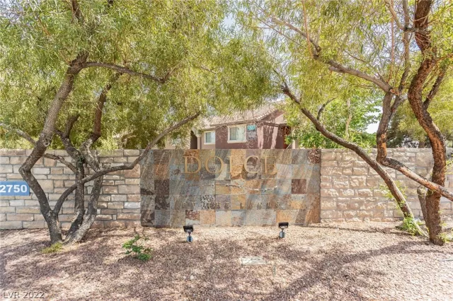 MLS: 2399976 Condo For Sale