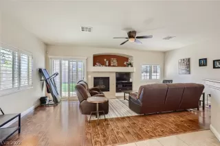 Photo #2: 2400040 Listing