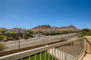 Photo #6: 2400040 Listing