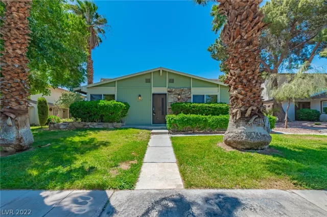 MLS: 2400048 Condo For Sale