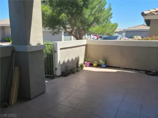 Photo #1: 2400076 Listing 