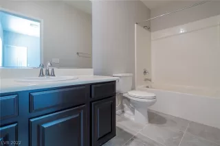 Photo #3: 2400080 Listing