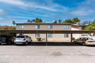 Photo #3: 2400135 Listing 