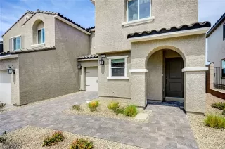 Photo #3: 2400194 Listing 