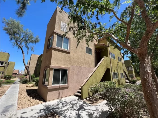 MLS: 2400212 Condo For Sale