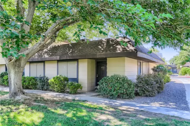 MLS: 2400254 Condo For Sale