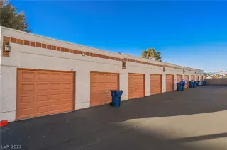 Photo #1: 2400255 Listing