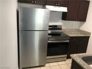 Photo #1: 2400278 Listing 