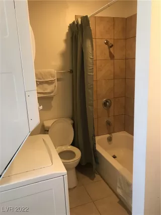 Photo #5: 2400278 Listing 