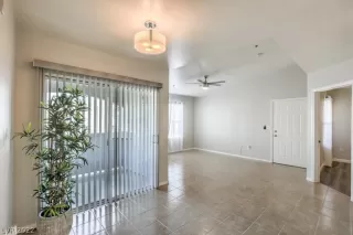 Photo #4: 2400416 Listing 