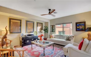 Photo #5: 2400446 Listing