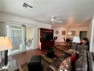 Photo #2: 2400460 Listing