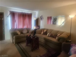 Photo #2: 2400490 Listing