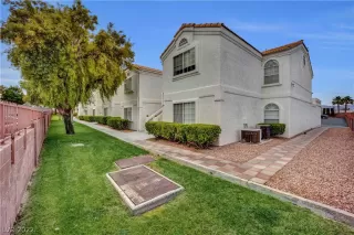 Photo #3: 2400603 Listing