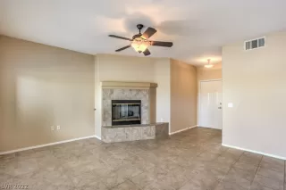 Photo #6: 2400637 Listing 