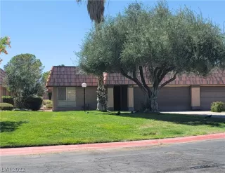 Photo #1: 2400690 Listing 