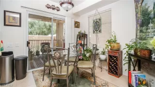 Photo #4: 2400721 Listing 