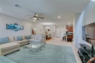 Photo #4: 2400723 Listing 