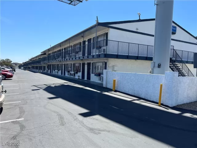 MLS: 2400761 Condo For Sale